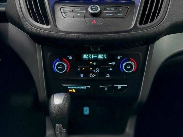 Серый Форд Эскейп, объемом двигателя 1.5 л и пробегом 193 тыс. км за 10999 $, фото 15 на Automoto.ua