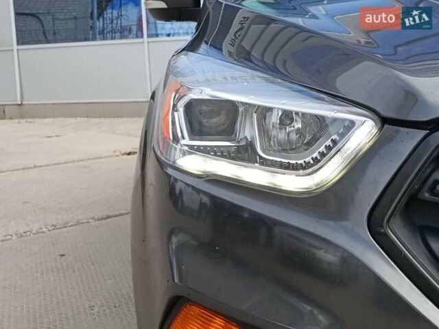 Сірий Форд Ескейп, об'ємом двигуна 2.5 л та пробігом 139 тис. км за 13290 $, фото 8 на Automoto.ua