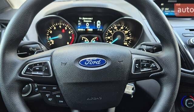 Сірий Форд Ескейп, об'ємом двигуна 1.5 л та пробігом 226 тис. км за 10300 $, фото 23 на Automoto.ua