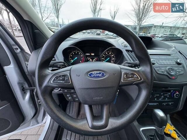 Серый Форд Эскейп, объемом двигателя 1.5 л и пробегом 172 тыс. км за 13900 $, фото 13 на Automoto.ua