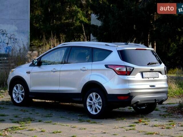 Сірий Форд Ескейп, об'ємом двигуна 2 л та пробігом 137 тис. км за 12900 $, фото 8 на Automoto.ua