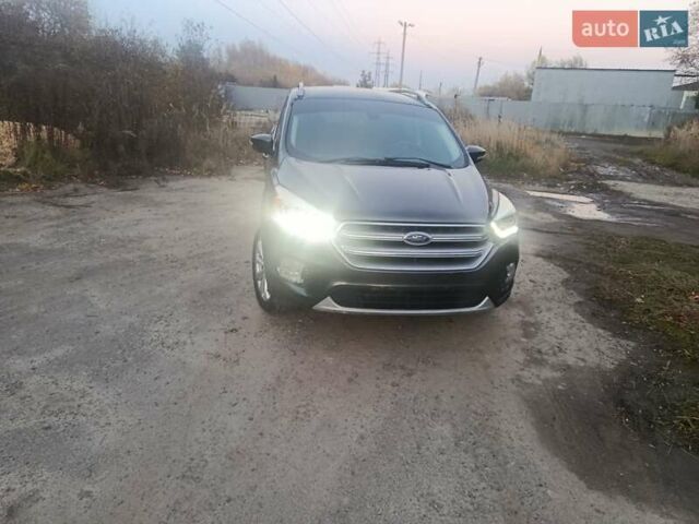 Серый Форд Эскейп, объемом двигателя 1.5 л и пробегом 137 тыс. км за 13000 $, фото 5 на Automoto.ua