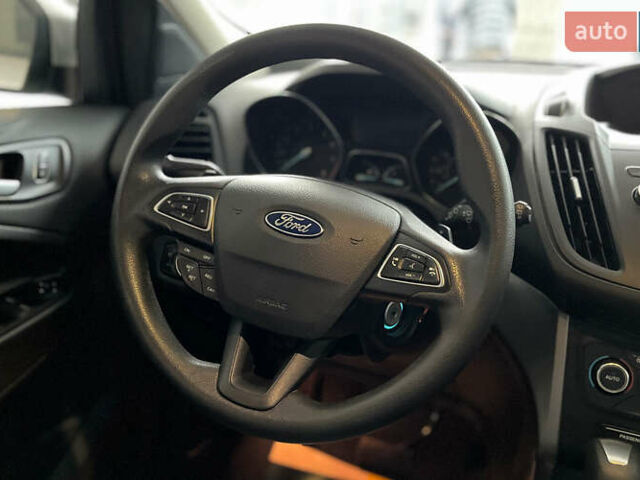 Серый Форд Эскейп, объемом двигателя 1.5 л и пробегом 130 тыс. км за 12650 $, фото 10 на Automoto.ua