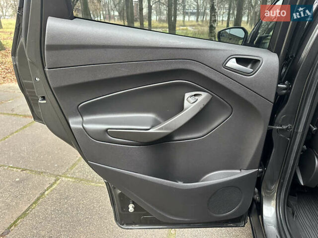 Серый Форд Эскейп, объемом двигателя 1.5 л и пробегом 102 тыс. км за 11500 $, фото 17 на Automoto.ua
