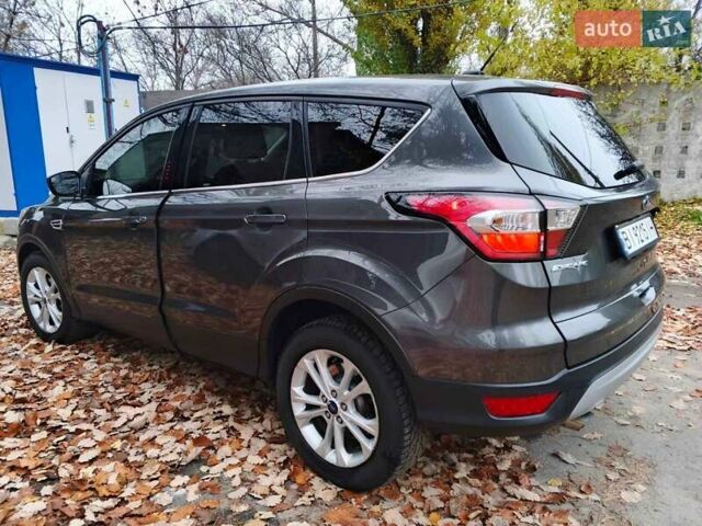 Сірий Форд Ескейп, об'ємом двигуна 1.5 л та пробігом 197 тис. км за 12300 $, фото 6 на Automoto.ua