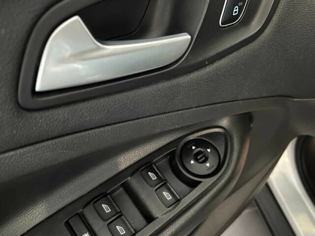 Серый Форд Эскейп, объемом двигателя 1.5 л и пробегом 130 тыс. км за 12650 $, фото 21 на Automoto.ua