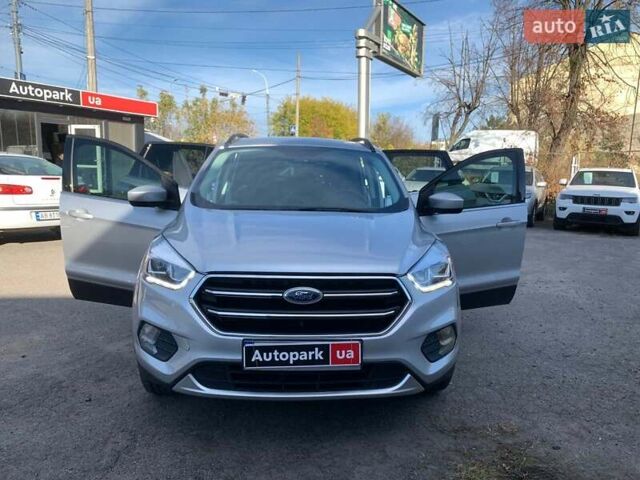 Серый Форд Эскейп, объемом двигателя 1.5 л и пробегом 118 тыс. км за 14690 $, фото 16 на Automoto.ua