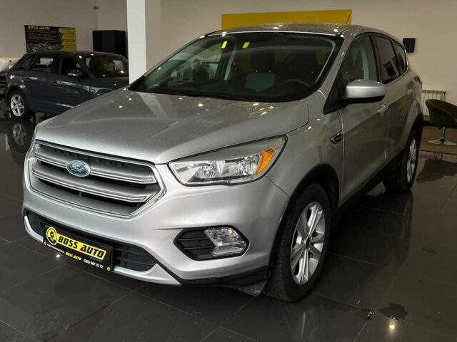 Серый Форд Эскейп, объемом двигателя 1.5 л и пробегом 130 тыс. км за 12650 $, фото 2 на Automoto.ua