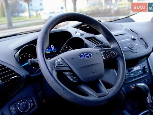 Сірий Форд Ескейп, об'ємом двигуна 2 л та пробігом 137 тис. км за 12900 $, фото 27 на Automoto.ua