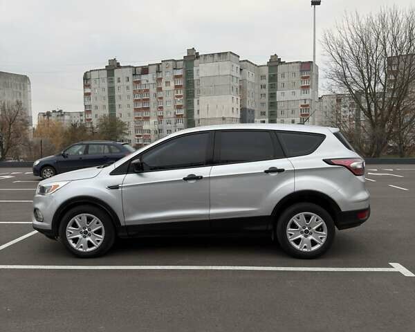 Сірий Форд Ескейп, об'ємом двигуна 2.5 л та пробігом 134 тис. км за 12500 $, фото 1 на Automoto.ua