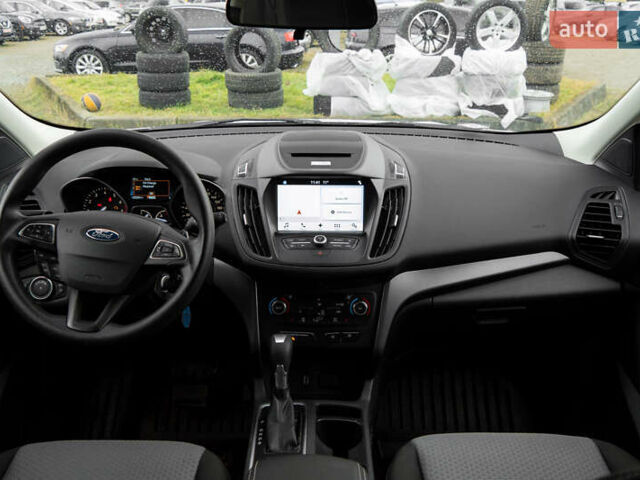 Серый Форд Эскейп, объемом двигателя 2 л и пробегом 33 тыс. км за 15000 $, фото 8 на Automoto.ua