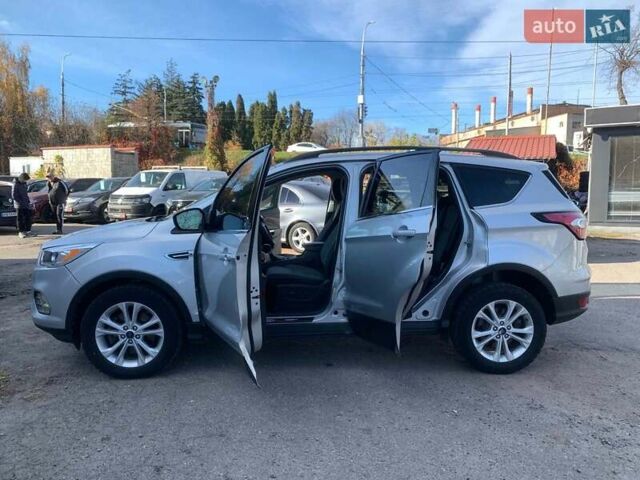 Серый Форд Эскейп, объемом двигателя 1.5 л и пробегом 118 тыс. км за 14690 $, фото 17 на Automoto.ua