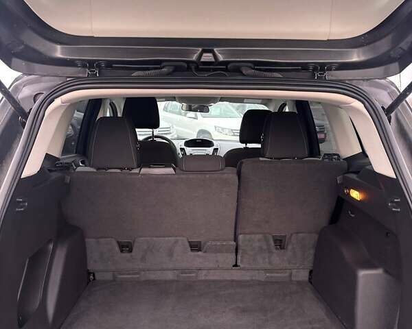 Серый Форд Эскейп, объемом двигателя 1.5 л и пробегом 195 тыс. км за 10699 $, фото 7 на Automoto.ua