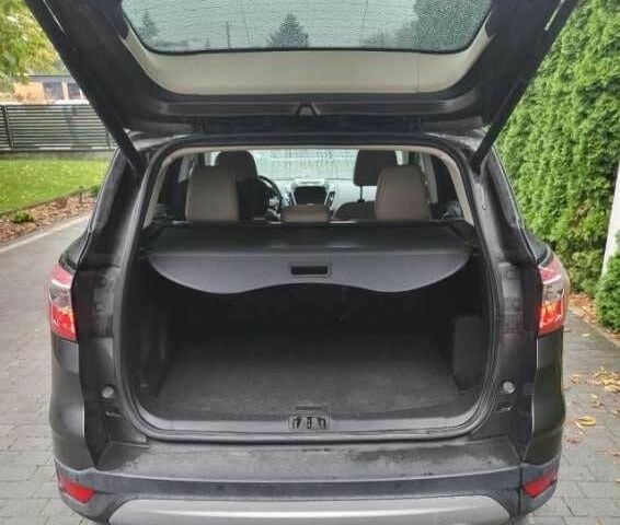 Серый Форд Эскейп, объемом двигателя 2 л и пробегом 123 тыс. км за 9800 $, фото 7 на Automoto.ua