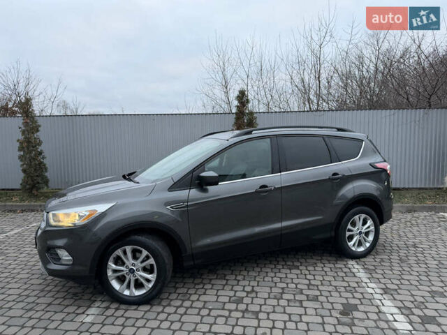 Серый Форд Эскейп, объемом двигателя 1.5 л и пробегом 155 тыс. км за 15500 $, фото 6 на Automoto.ua