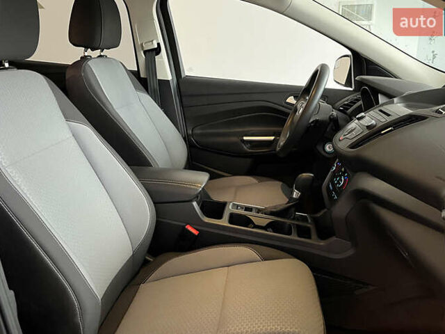 Серый Форд Эскейп, объемом двигателя 1.5 л и пробегом 130 тыс. км за 12650 $, фото 20 на Automoto.ua