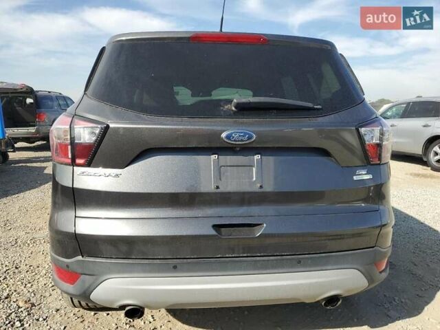 Серый Форд Эскейп, объемом двигателя 2 л и пробегом 115 тыс. км за 1700 $, фото 5 на Automoto.ua