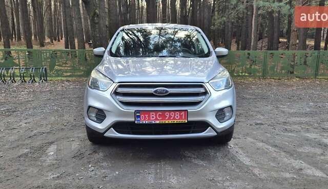Сірий Форд Ескейп, об'ємом двигуна 1.5 л та пробігом 226 тис. км за 10300 $, фото 3 на Automoto.ua