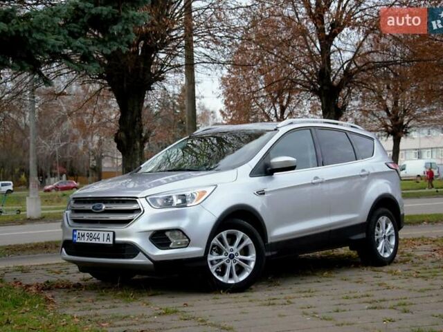 Сірий Форд Ескейп, об'ємом двигуна 2 л та пробігом 137 тис. км за 12900 $, фото 39 на Automoto.ua