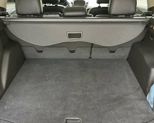 Серый Форд Эскейп, объемом двигателя 2 л и пробегом 86 тыс. км за 16500 $, фото 24 на Automoto.ua