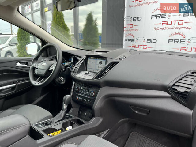 Серый Форд Эскейп, объемом двигателя 1.5 л и пробегом 220 тыс. км за 12150 $, фото 16 на Automoto.ua