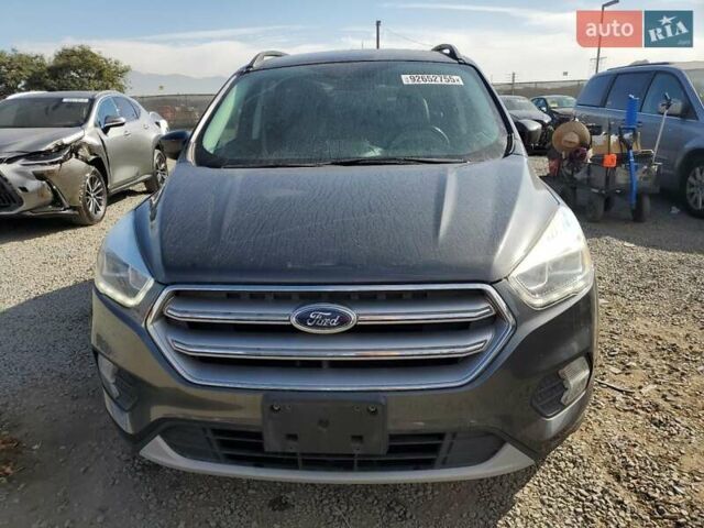 Серый Форд Эскейп, объемом двигателя 2 л и пробегом 115 тыс. км за 1700 $, фото 4 на Automoto.ua