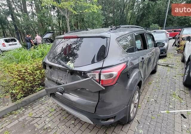 Сірий Форд Ескейп, об'ємом двигуна 1.5 л та пробігом 112 тис. км за 6500 $, фото 3 на Automoto.ua