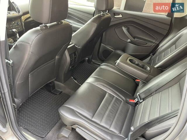 Серый Форд Эскейп, объемом двигателя 2 л и пробегом 86 тыс. км за 16500 $, фото 11 на Automoto.ua
