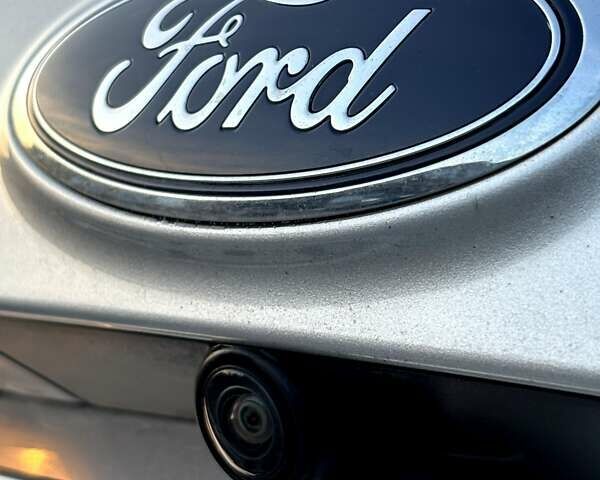 Сірий Форд Ескейп, об'ємом двигуна 1.5 л та пробігом 136 тис. км за 13200 $, фото 18 на Automoto.ua