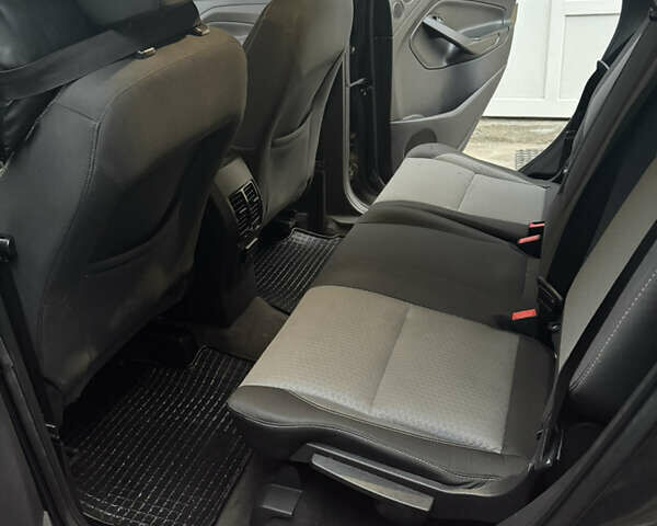 Серый Форд Эскейп, объемом двигателя 1.5 л и пробегом 265 тыс. км за 12500 $, фото 16 на Automoto.ua