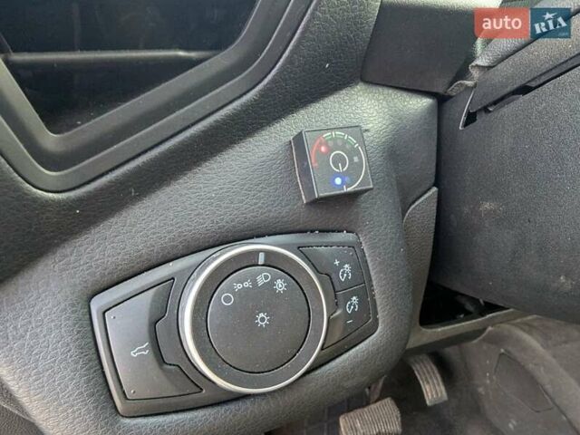 Серый Форд Эскейп, объемом двигателя 2.5 л и пробегом 152 тыс. км за 12490 $, фото 14 на Automoto.ua