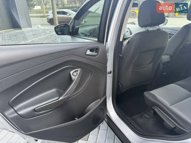 Серый Форд Эскейп, объемом двигателя 1.5 л и пробегом 167 тыс. км за 13000 $, фото 23 на Automoto.ua