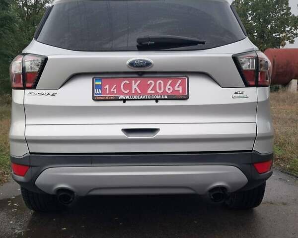 Серый Форд Эскейп, объемом двигателя 1.5 л и пробегом 130 тыс. км за 12500 $, фото 17 на Automoto.ua