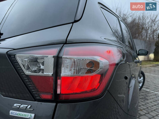 Серый Форд Эскейп, объемом двигателя 1.5 л и пробегом 155 тыс. км за 15500 $, фото 19 на Automoto.ua