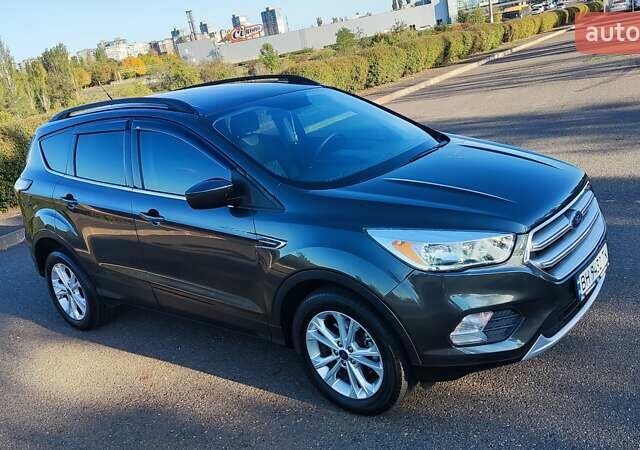 Форд Эскейп 2017 в Кривом Роге на Automoto.ua Серый Форд Эскейп, объемом двигателя 1.5 л и пробегом 81 тыс. км за 12400 $, фото 8 на Automoto.ua