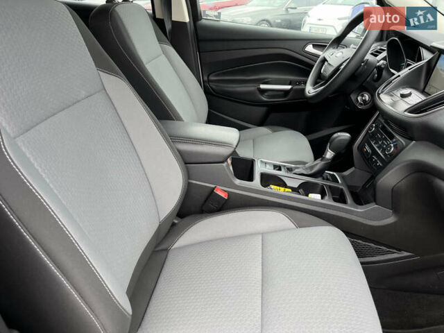 Серый Форд Эскейп, объемом двигателя 1.5 л и пробегом 220 тыс. км за 12150 $, фото 17 на Automoto.ua