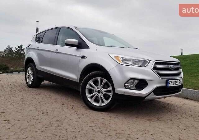 Сірий Форд Ескейп, об'ємом двигуна 1.5 л та пробігом 154 тис. км за 10500 $, фото 4 на Automoto.ua