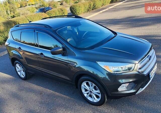 Форд Эскейп 2017 в Кривом Роге на Automoto.ua Серый Форд Эскейп, объемом двигателя 1.5 л и пробегом 81 тыс. км за 12400 $, фото 9 на Automoto.ua