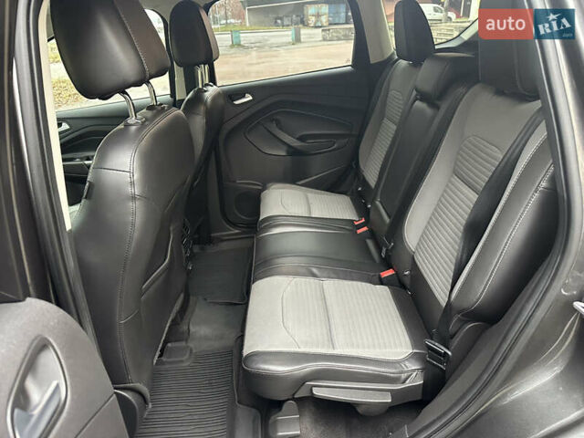 Серый Форд Эскейп, объемом двигателя 1.5 л и пробегом 102 тыс. км за 11500 $, фото 19 на Automoto.ua