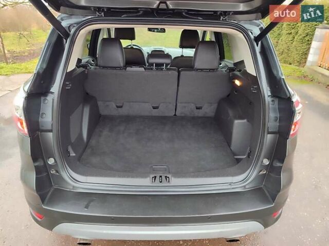 Сірий Форд Ескейп, об'ємом двигуна 2 л та пробігом 204 тис. км за 12200 $, фото 24 на Automoto.ua
