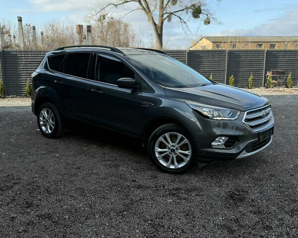 Серый Форд Эскейп, объемом двигателя 1.5 л и пробегом 179 тыс. км за 11300 $, фото 3 на Automoto.ua