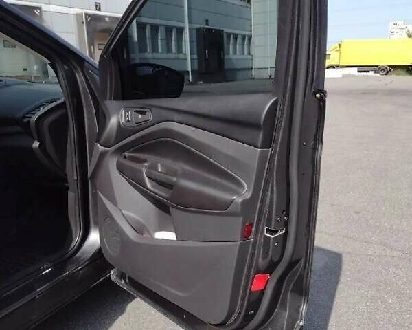 Сірий Форд Ескейп, об'ємом двигуна 2.49 л та пробігом 92 тис. км за 11800 $, фото 10 на Automoto.ua