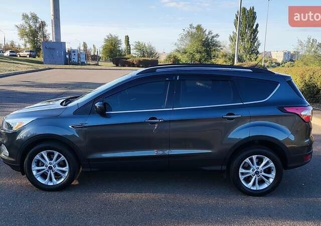 Сірий Форд Ескейп, об'ємом двигуна 1.5 л та пробігом 81 тис. км за 12200 $, фото 2 на Automoto.ua