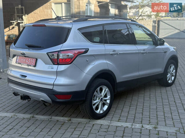 Серый Форд Эскейп, объемом двигателя 1.5 л и пробегом 203 тыс. км за 11500 $, фото 3 на Automoto.ua