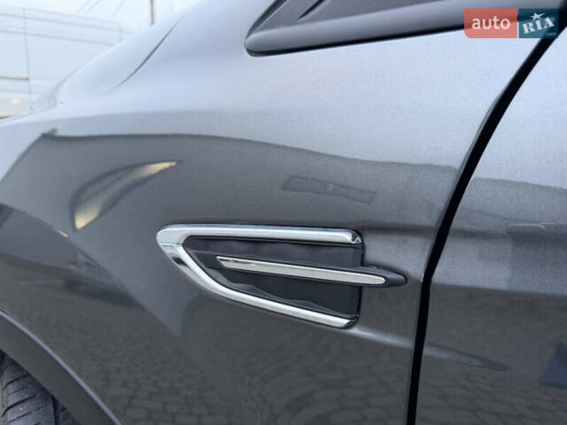 Серый Форд Эскейп, объемом двигателя 1.5 л и пробегом 155 тыс. км за 15500 $, фото 14 на Automoto.ua