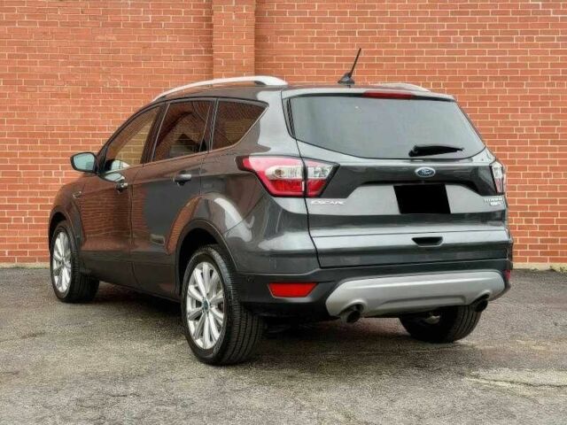 Сірий Форд Ескейп, об'ємом двигуна 2 л та пробігом 89 тис. км за 10000 $, фото 6 на Automoto.ua