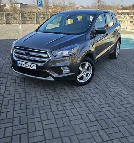 Форд Эскейп 2018 в Запорожье на Automoto.ua Серый Форд Эскейп, объемом двигателя 2.5 л и пробегом 82 тыс. км за 13100 $, фото 21 на Automoto.ua