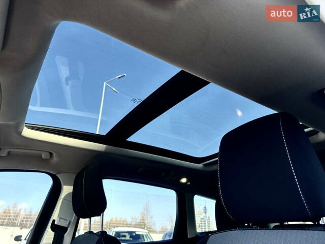 Серый Форд Эскейп, объемом двигателя 1.5 л и пробегом 143 тыс. км за 10999 $, фото 22 на Automoto.ua