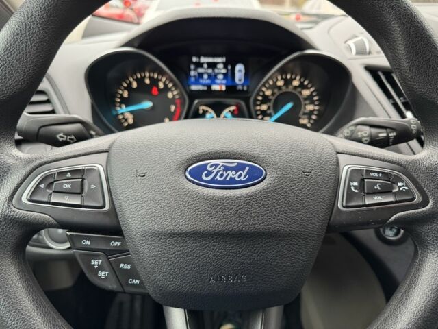 Сірий Форд Ескейп, об'ємом двигуна 1.5 л та пробігом 89 тис. км за 13850 $, фото 6 на Automoto.ua