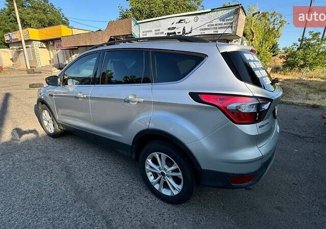 Серый Форд Эскейп, объемом двигателя 1.5 л и пробегом 122 тыс. км за 13900 $, фото 10 на Automoto.ua